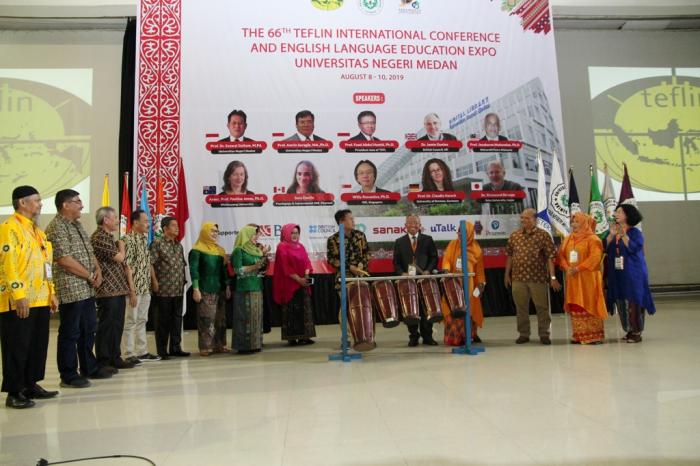 Teflin Berperan Majukan Pembelajar Bahasa Asing di Medan