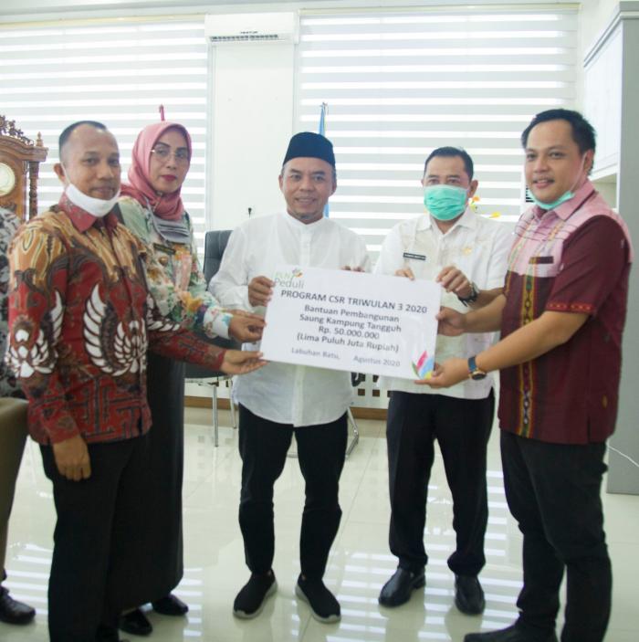 Pemkab Labuhanbatu Terima CSR Dari PT.PLN