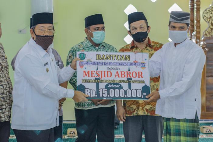 Wakil Walikota Sidimpuan Gelar Safari Muharram Di Mesjid Abror Huta Padang