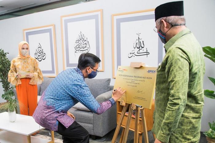 Danamon Syariah Dukung Program Haji Muda BPKH, Bantu Masyarakat Rencanakan Keuangan Agar Dapat Menunaikan Haji di Usia Muda