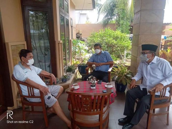 Tunjukkan Keteladanan Pada Senior Sesama Mantan Bupati Taput Bernostalgia