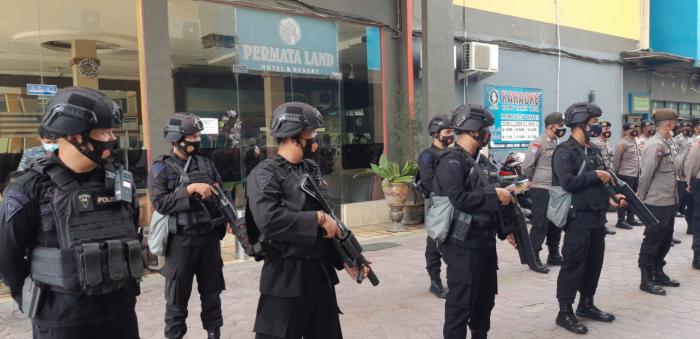 Batalyon B Pelopor Brimob Poldasu Lakukan Pengamanan Sidang Penetapan Bupati Terpilih Labuhan Batu
