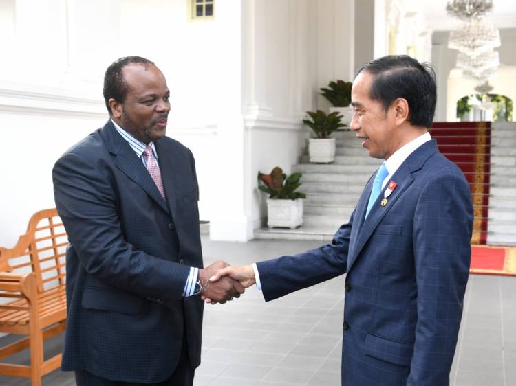 Presiden Jokowi Bertemu Raja Eswatini Bahas Peningkatan Kerja Sama Ekonomi