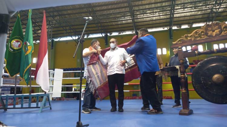 Buka Kejurnas Tinju 2022, Gubsu Minta Tinju Sumut Rebut Medali Emas PON 2024