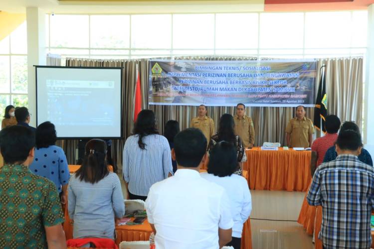 Bupati Samosir Buka Bimtek Implementasi Perizinan Berusaha