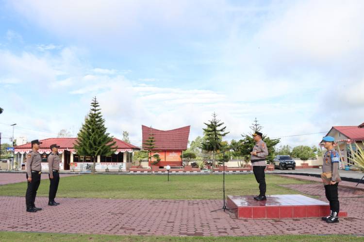 Gelar Apel Launching Polisi RW di Polres Humbang Hasundutan