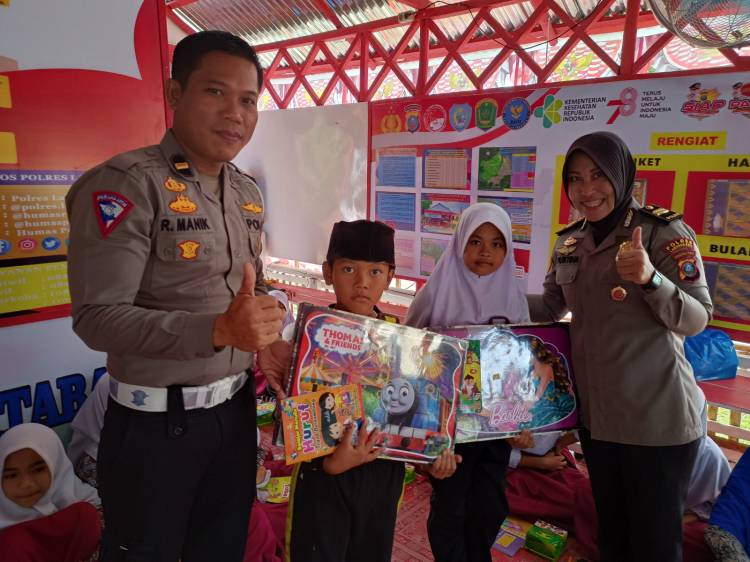 Tingkatkan Budaya Literasi, Sat Lantas Polres Labuhanbatu Distribusikan Buku Ke Posko KBN