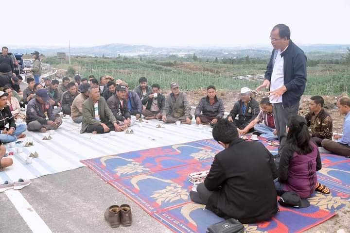 Bupati Humbahas Lakukan Sosialisasi Bersama Kelompok Tani Di Pollung
