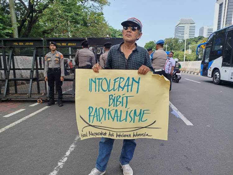 Aksi Damai Lawan Intoleransi-Aliansi Masyarakat Anto Intoleransi Indonesia