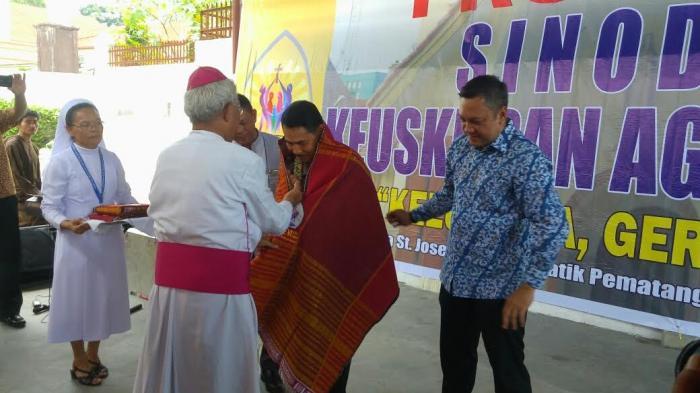 Wakapolda Sumut dan Uskup Agung Medan Tutup Sinode ke-6