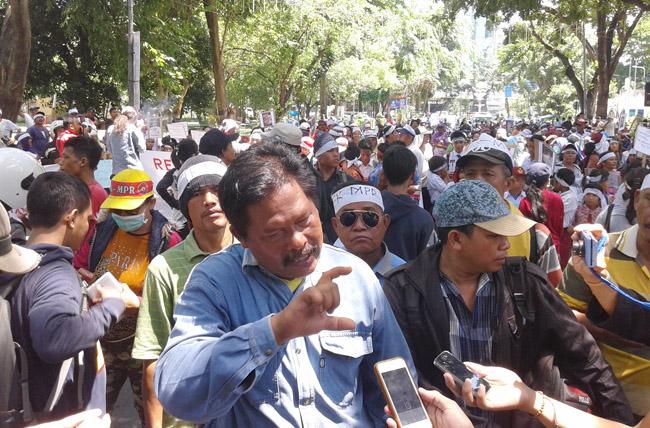 FK MPR Terobos Masuk ke Kantor Gubernur Sumut