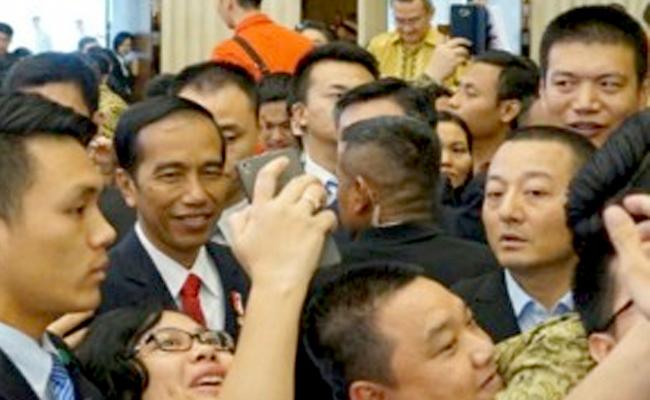Jokowi Sampaikan Target Indonesia Datangkan 10 Juta Wisman RRT