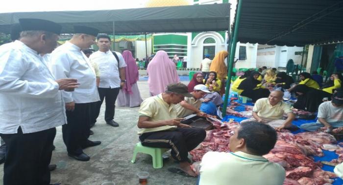 Eldin Berbagi Hewan Kurban di Citra Wisata