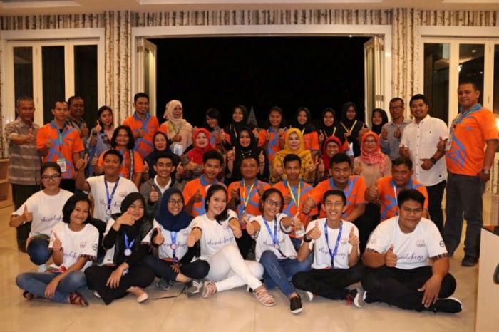 Evi Diana Motivasi Siswa Sumut Ukir Prestasi FLS2N di NTT