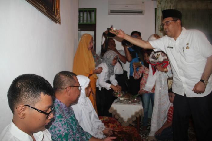 Akhyar Nasution Tiba Dari Tanah Suci