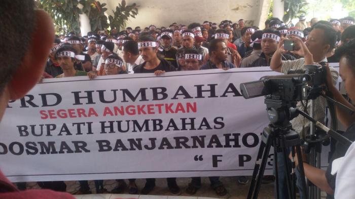 Akhirnya Paripurna DPRD Humbahas Setujui Hak Angket Terhadap Bupati Humbahas 