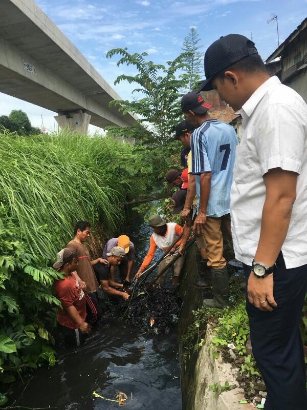 P3SU Medan Tembung 'Ciduk' Sampah Plastik Pemicu Banjir