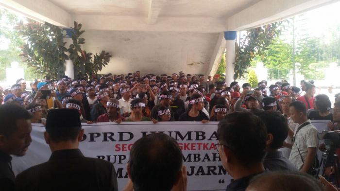 Forum Pemrakarsa Pendiri Pemerhati Humbanghasundutan (FP3 H H) Gelar Aksi Unjukrasa
