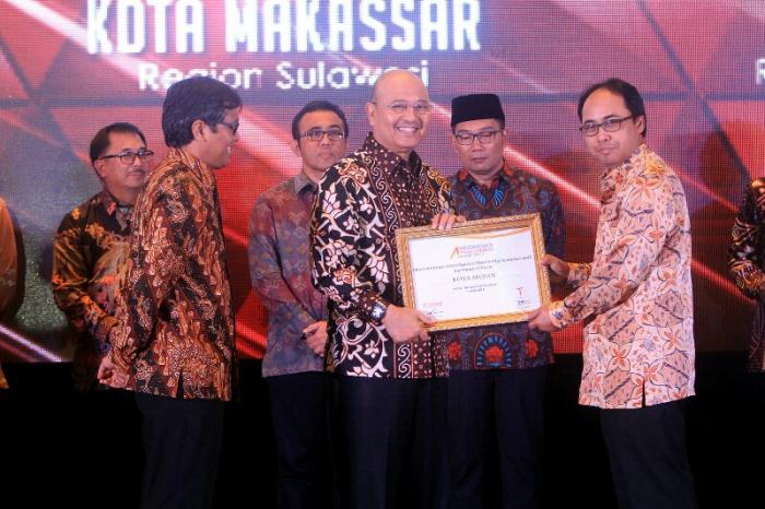 Wali Kota Medan Raih 2 Penghargaan di IAA 2017