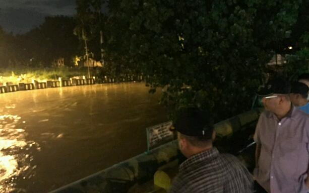 Sungai Sei Sikambing Meluap