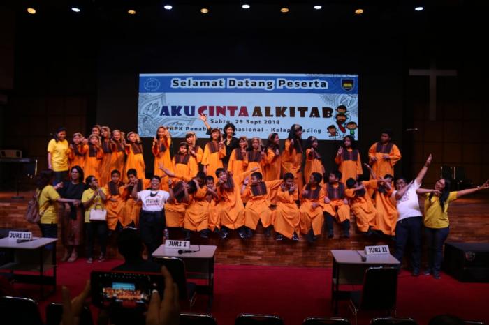 Sekolah Minggu HKBP Jatiwaringin Juara 3 Lomba Paduan Suara LAI
