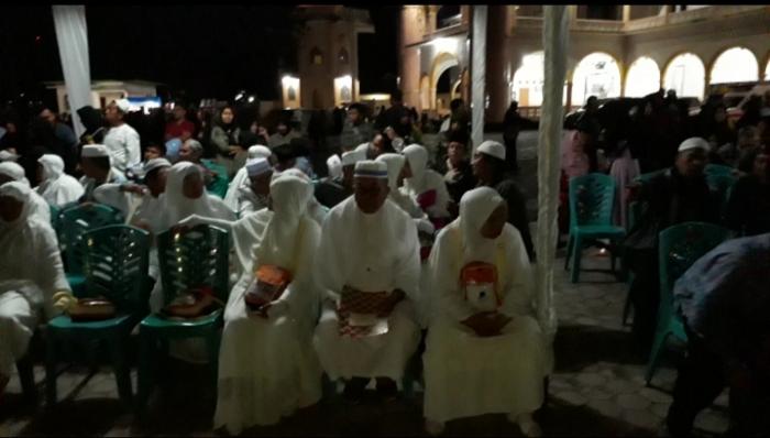 Keluarga Dan Masyarakat Sambut Jamaah Haji Kota Padangsidimpuan