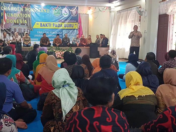 Walikota Padangsidimpuan Tutup Pelatihan Guru Yang Digelar CPFI
