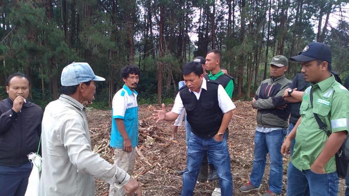 Sejumlah Warga Sihaporas Terlibat Bentrok dengan Petugas PT TPL
