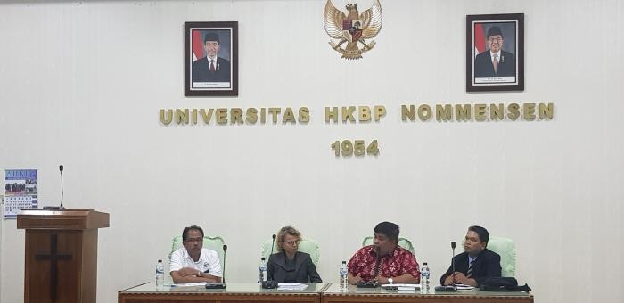 Guru Besar Universitas Bochum Kuliah Umum di UHN Medan