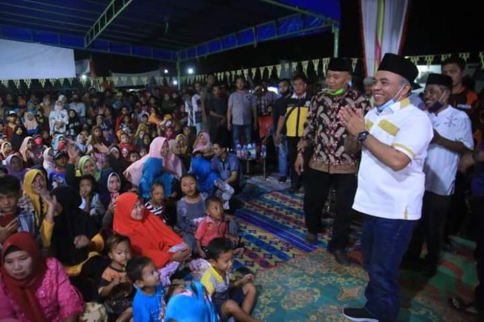 Bupati Andi Ikuti Bersih Desa Bersama Masyarakat Desa Sei Jawi-Jawi