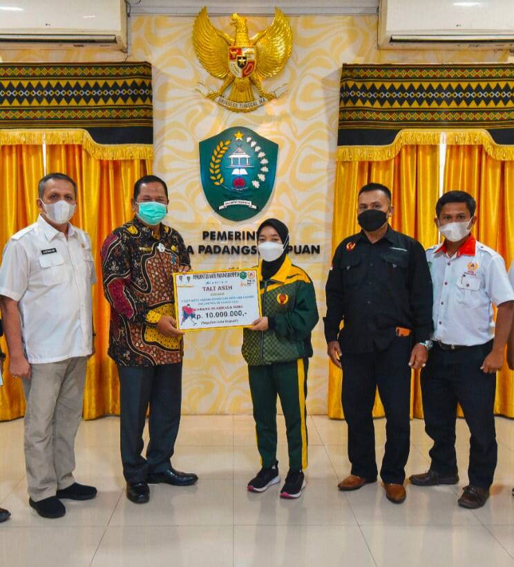 Atlit Hoki Asal Sidimpuan Wakili Sumut Ikuti PON