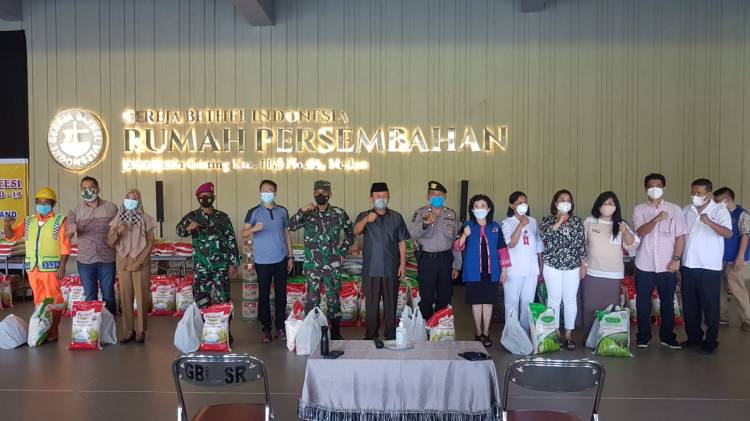 RE Nainggolan Motivasi Masyarakat Lintas Profesi Jadi Garda Terdepan Hadapi Covid-19 Sebagai Misi Kemanusiaan