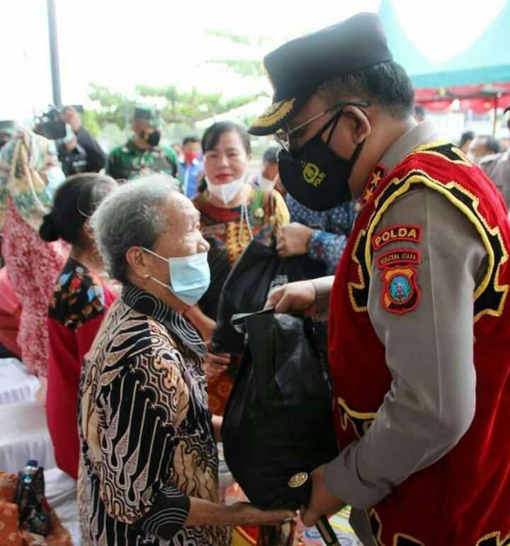 Kunker di Nias Barat, Kapolda Sumut Ajak Masyarakat Nias Barat Untuk Segera Ikuti Vaksinasi