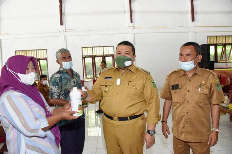 Bupati Tapsel Harapkan KUR Dapat Tingkatkan Kesejahteraan Petani