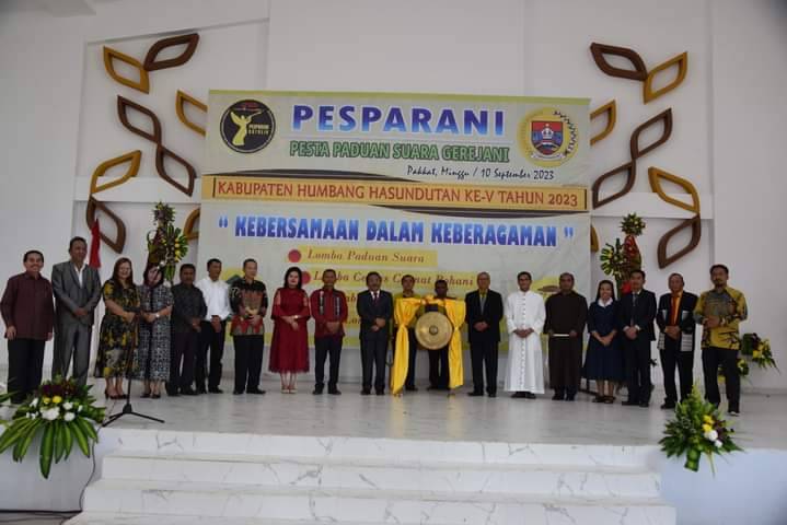 "Kebersamaan Dalam Keberagaman&rdquo; Pesparani Katolik Humbahas Dilaksanakan Di Pakkat