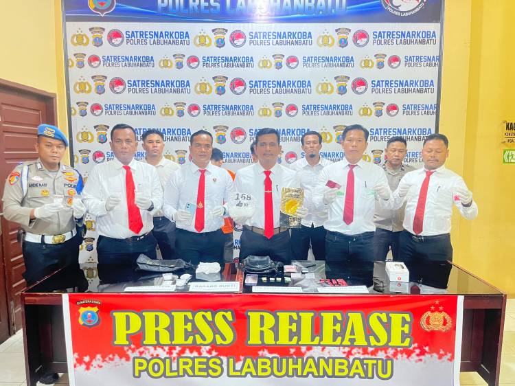 Satresnarkoba Polres Labuhanbatu Bekuk Dua Pengedar, Amankan 712,11 Gram Sabu dan Ratusan Pil Ekstasi