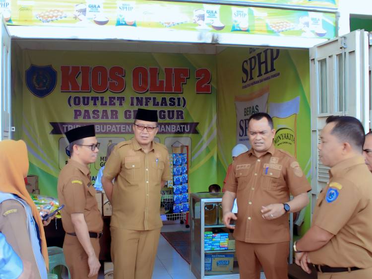 Sigap Tekan Laju Inflasi, Pemkab Labuhanbatu Gelar Pasar Murah di Toko Olif