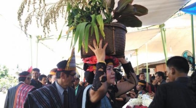 Mengenal Sijagaron Dalam Upacara Pemakaman Orang Batak