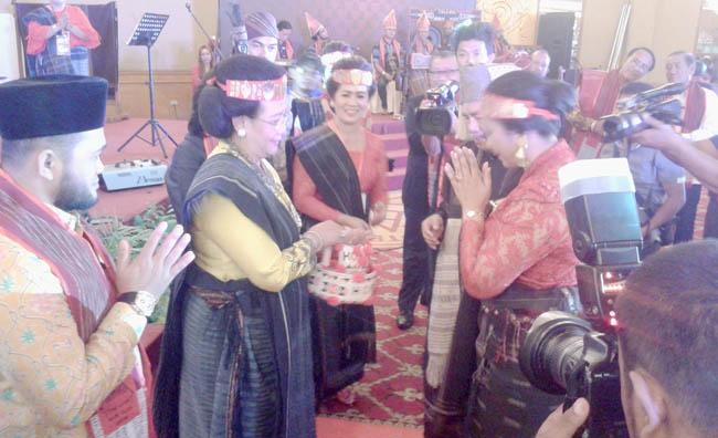 GKR Hemas : Pengakuan Internasional untuk Ulos Sangat Penting
