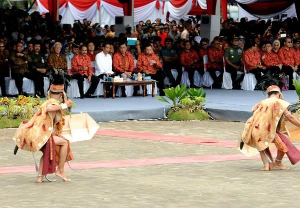 Jokowi Buka Sail Karimata 2016 : Jadikan Laut Sebagai Tempat Menaruh Harapan