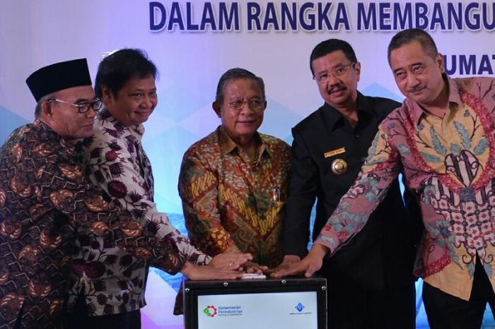 Pendidikan Vokasi Industri Diluncurkan untuk Siswa SMK