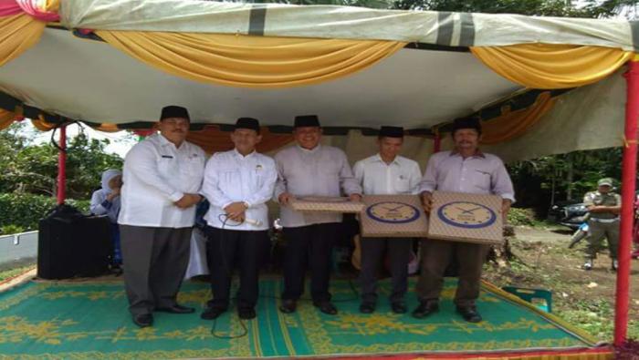 Bupati Tapsel Apresiasi Desa Kelurahan Lunasi PBB 