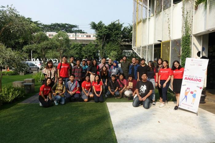 Carousell Walk the Analog: Menangkap Sebuah "Ketakutan" dengan Kamera Analog
