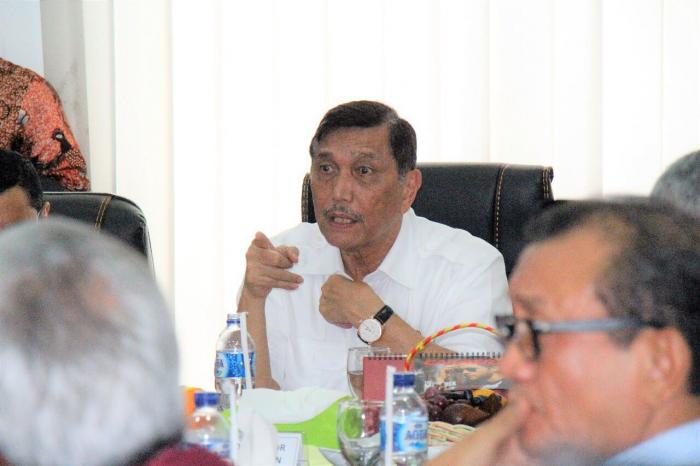 Minat Investor Tinggi, Menko Luhut Periksa Progres Pembangunan Jalan Tol hingga Pembersihan Keramba di Sumut