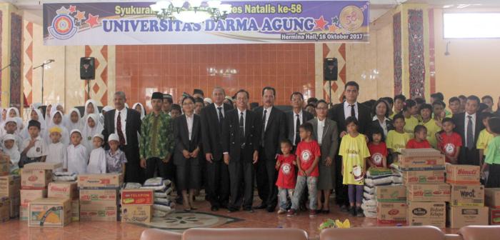 Universitas Darma Agung Rayakan Dies Natalis ke-58 dengan Anak Yatim