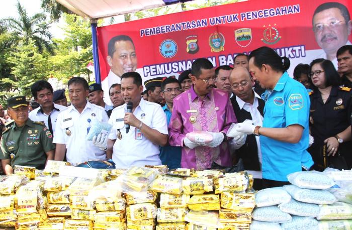 Wali Kota Dikukuhkan Sebagai Pembina Satgas P4GN Kota Medan
