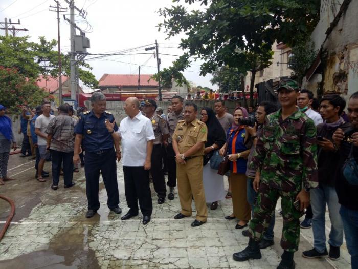 Wali Kota Tinjau Lokasi Kebakaran di Zainul Arifin