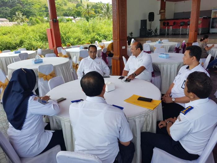 Diskusi Hangat Menhub dan Dirut BOPKDT tentang Danau Toba