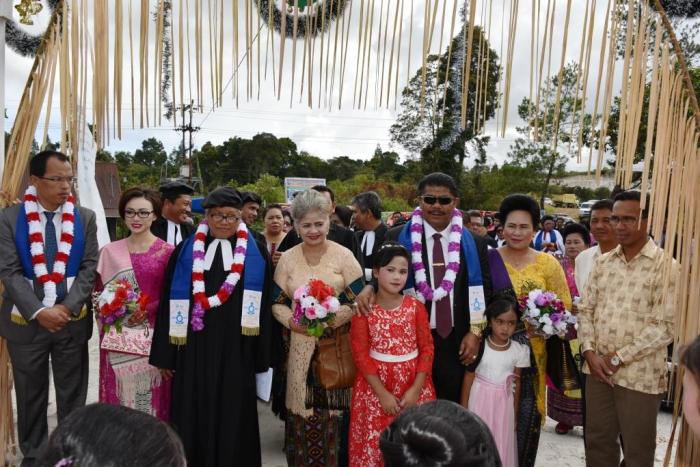 Bupati Humbahas Hadiri MBO dan Jubileum 50 Tahun HKBP Pakkat Dolok di Doloksanggul