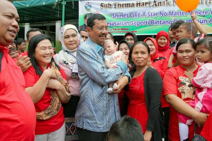 Tengku Erry Beri Nama Nurhadi untuk Bayi yang Diterlantarkan Orangtuanya